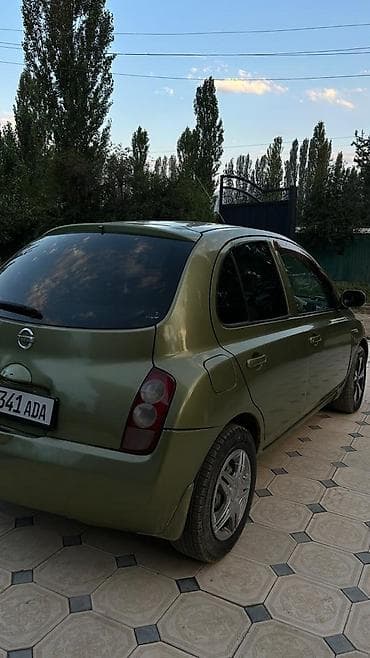 сама дешева машина: Nissan March: 2003 г., 1.3 л, Автомат, Бензин, Хэтчбэк — 4
