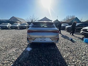 200 land: BYD E2: 2021 г., Робот, Электромобиль, Хэтчбэк — 4