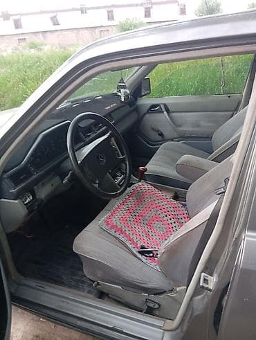 Mercedes-Benz W124: 1989 г., 2.9 л, Механика, Дизель, Седан