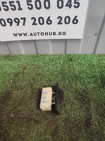 step rf3: Реостат (резистор) печки для Toyota Raum EXZ10, двигатель 5E-FE, год — 1