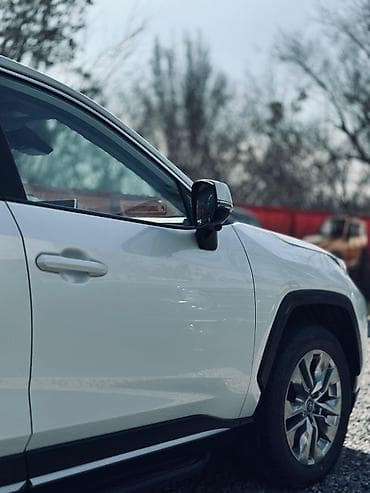 kia rai: Toyota RAV4: 2023 г., 2 л, Автомат, Бензин, Кроссовер — 2