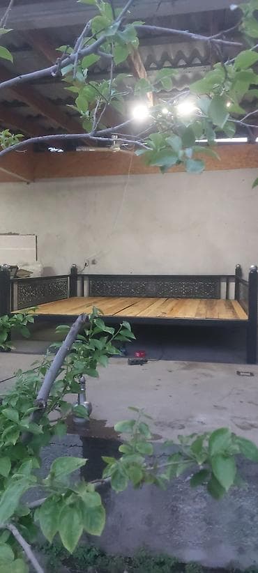 Тапчан 320 x 280 x Металл