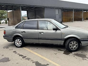 велобагажник: Volkswagen Passat: 1988 г., 1.8 л, Седан — 3