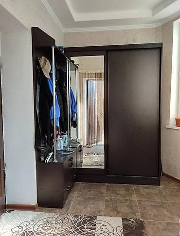 Продаётся двухэтажный жилой дом с участком. Основные характеристики