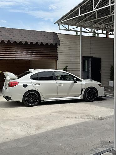 Subaru Impreza WRX: 2017 г., 2 л, Механика, Бензин, Седан