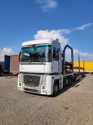 Тягач, Renault, 2013 г., Сar carrier trailer — 2