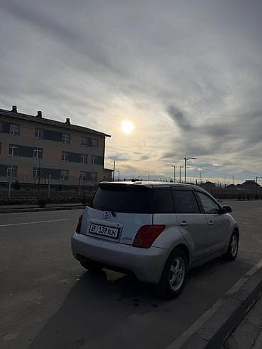 mark 3: Toyota Ist: 2002 г., 1.5 л, Автомат, Бензин, Хэтчбэк — 3