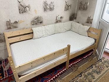 Детский мир: Продается кровать детский 80/160 + матрас+ бортик В хорошем состояние — 1