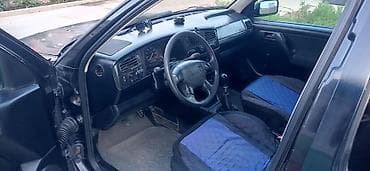 colf 2: Volkswagen City Golf: 1993 г., 1.8 л, Механика, Бензин, Хэтчбэк — 6