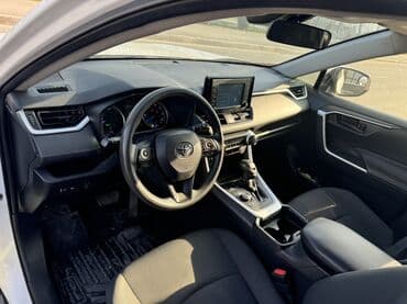 honda spaike: Toyota RAV4: 2019 г., 2.4 л, Автомат, Гибрид, Внедорожник — 9