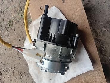 Детали двигателя и моторы в сборе: Газ насос соната к5
корейский
Описание:
ватсап напишите — 4