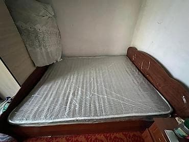 кровать бу двухспальная: Двуспальная кровать, Б/у, С матрасом, длина - 200 см — 2