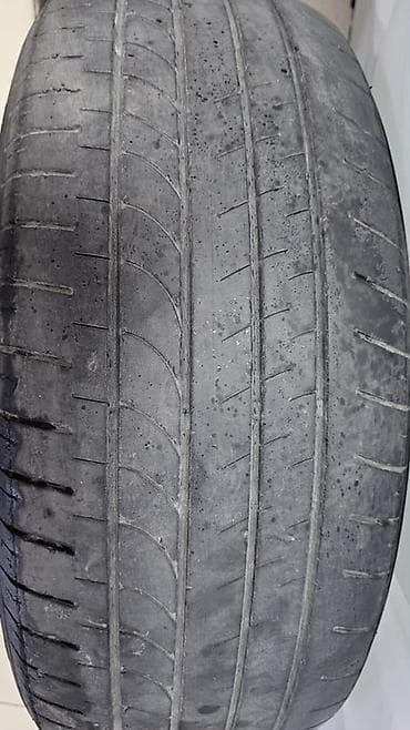 20: Комплект летних шин Bridgestone — 4 штуки. 235/55/20 Б/У Состояние — 3