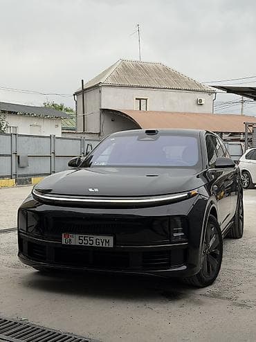 Lixiang L7: 2025 г., 1.5 л, Автомат, Электромобиль, Внедорожник