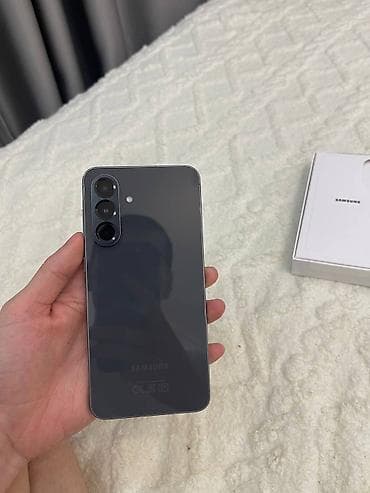 tab a9: Samsung Galaxy A56 5G, 256 ГБ, цвет - Черный — 2