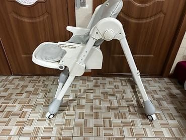 Парты: Продаю детский стульчик для кормления. Б/У.состояние отличноецена — 2