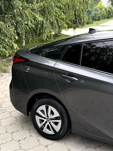 e2 byd: Toyota Prius: 2019 г., 1.8 л, Автомат, Гибрид, Хэтчбэк — 8