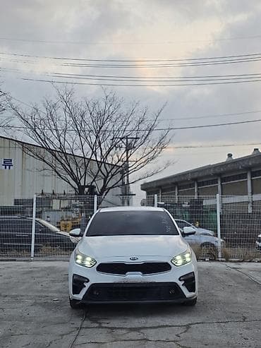 Kia K3: 2019 г., 1.6 л, Вариатор, Бензин, Седан