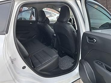 byd e2 2019: Renault Arkana: 2022 г., 1.6 л, Вариатор, Бензин, Купе — 8