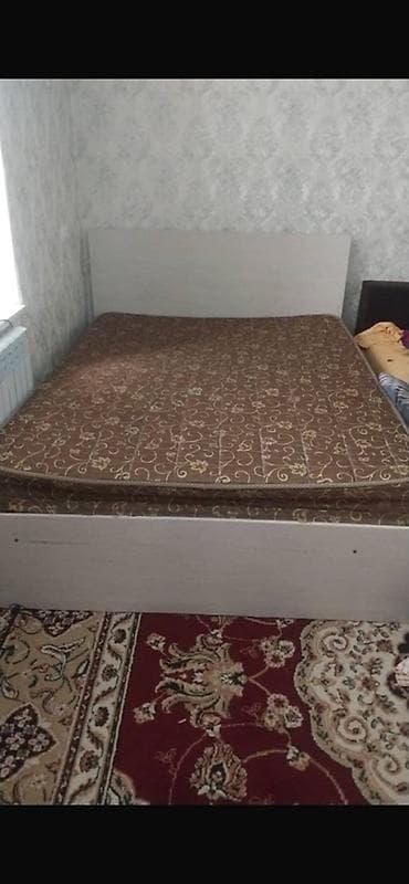 point b: Двуспальная кровать, С матрасом, длина - 200 см — 1