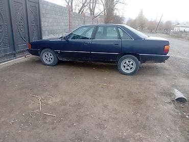 Audi 100: 1990 г., 2 л, Механика, Бензин, Седан