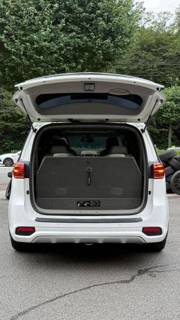 купить новый мотоцикл в бишкеке: Kia Carnival: 2019 г., 2.2 л, Автомат, Дизель, Минивэн — 10