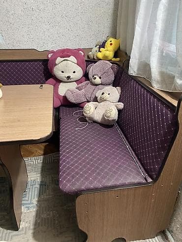 барный стуль: Кухонный мягкий уголок, Б/у, ЛДСП, цвет - Фиолетовый — 3