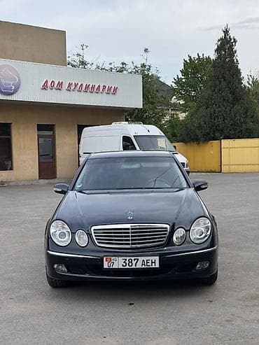 Mercedes-Benz E-Class: 2003 г., 2.6 л, Автомат, Бензин, Седан
