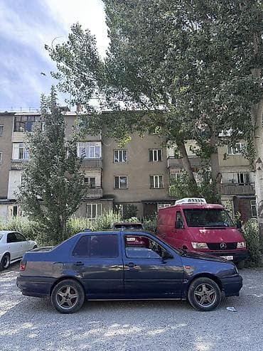 фольксваген фасад: Volkswagen Vento: 1993 г., 1.8 л, Механика, Бензин, Седан — 2