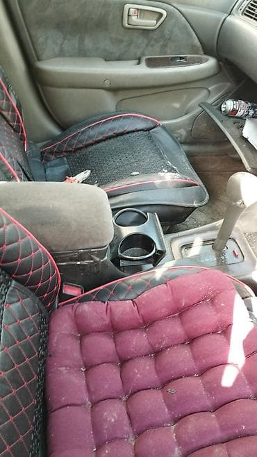 golf variant: Продаётся универсал серебристого цвета (5 дверей). Основные — 9