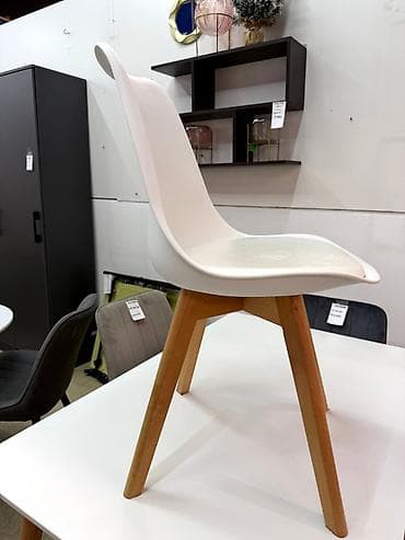 куханый стул: Стул Eames 222 - Расцветки: серый, чёрный, белый и бежевый - Размер — 3