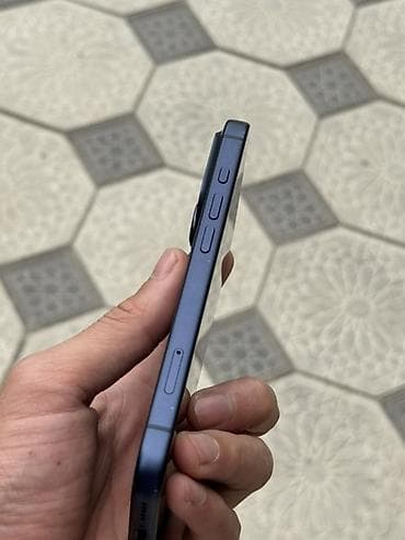 pro 2: IPhone 17 Pro, Б/у, 256 ГБ, Синий, Зарядное устройство, Коробка, Чехол, 99 % — 2