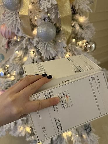 max 3: IPhone 16 Pro Max, Black Titanium, Коробка — 3