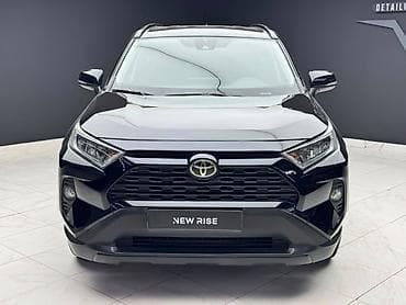 Toyota RAV4: 2021 г., 2.5 л, Автомат, Бензин, Кроссовер — 1