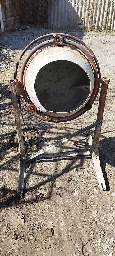 мини миксер для бетона: Бетономешалка Гравитационная, Малая (менее 150 л) — 1