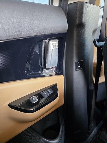 Продажа авто: Kia Carnival: 2021 г., Минивэн — 4