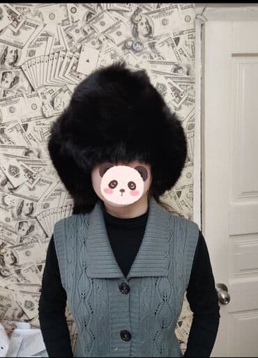 одежды для новорожденных: Шапка-ушанка — это головной убор из меха или шерсти, скроенный таким — 2