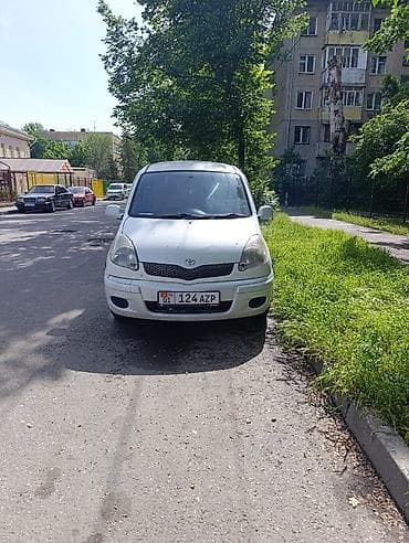 Транспорт: Toyota Funcargo: 2003 г., 1.3 л, Автомат, Бензин, Универсал — 3