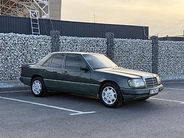 e500 124: Mercedes-Benz W124: 1989 г., Бензин, Седан — 5