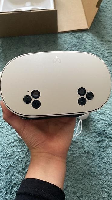 Meta Quest 3S, 256 ГБ — автономный шлем виртуальной и смешанной