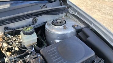 150 прадо: Toyota Corolla: 2003 г., 1.4 л, Механика, Бензин, Седан — 10