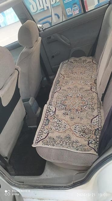 volkswagen tiguan: Volkswagen Vento: 1992 г., 1.8 л, Ручные, Бензин, Седан — 4