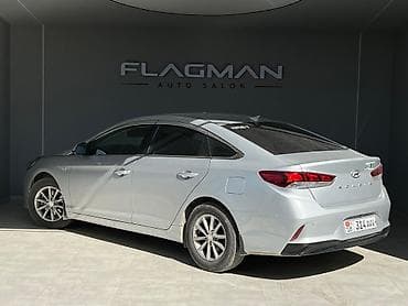 Hyundai Sonata: 2020 г., 2 л, Автомат, Газ, Седан — 5