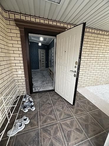 квартира кирпичний: 78 м², 3 комнаты — 7