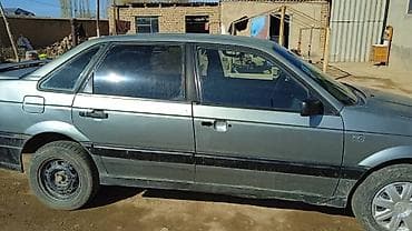 es 2017: Volkswagen Passat: 1994 г., 1.8 л, Ручные, Бензин, Седан — 2