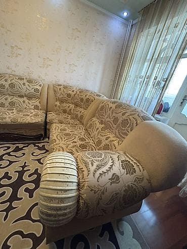 Кресла: Угловой диван, C подушками — 2