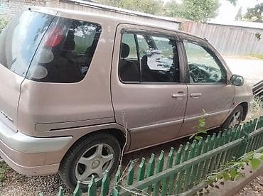 Продажа авто: Toyota Raum: 2002 г., 1.5 л, Автомат, Бензин, Универсал — 3