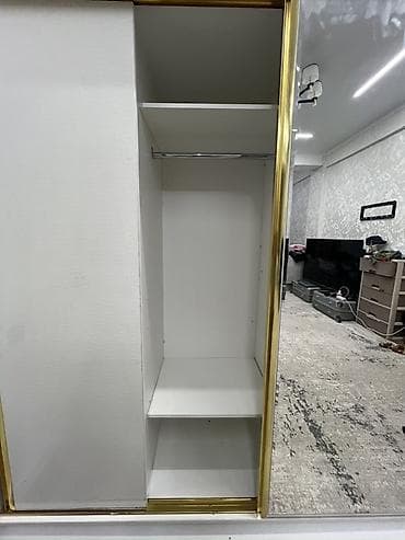 дешевые шкафы купе: Шкаф купе, Б/у, С зеркалом — 3