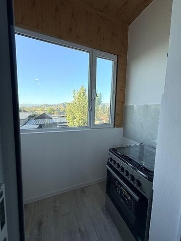 квартира этажка: 3 комнаты, 78 м², 3 этаж — 5