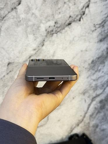 galaxy watch 7 бишкек: 📱 Samsung Galaxy Z Flip 6 | 128 GB | Yellow 💛✨ 🔥 Стиль, который — 3